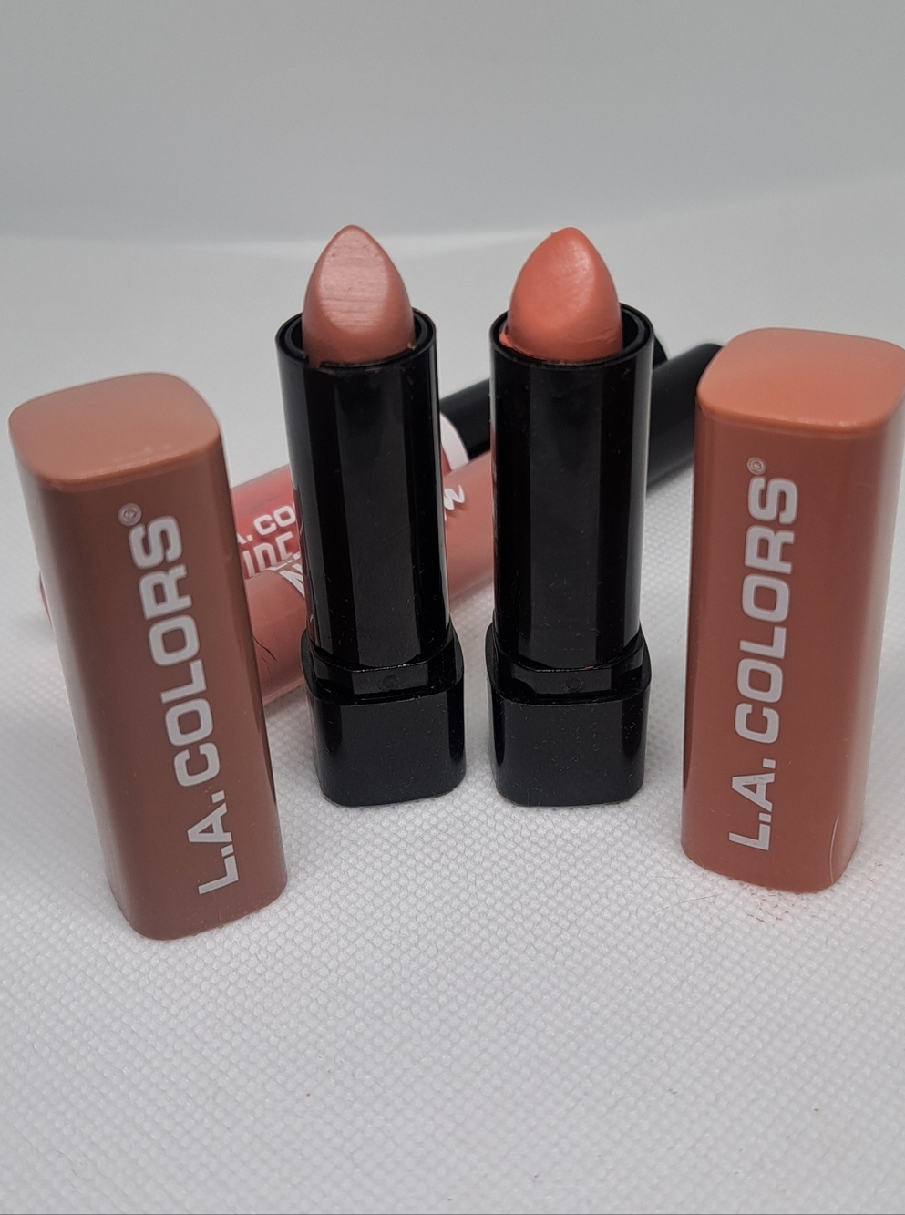 L.A. Colors Nude Glam Collection Lipstick & Lipgloss Bundle 4 x Lippies